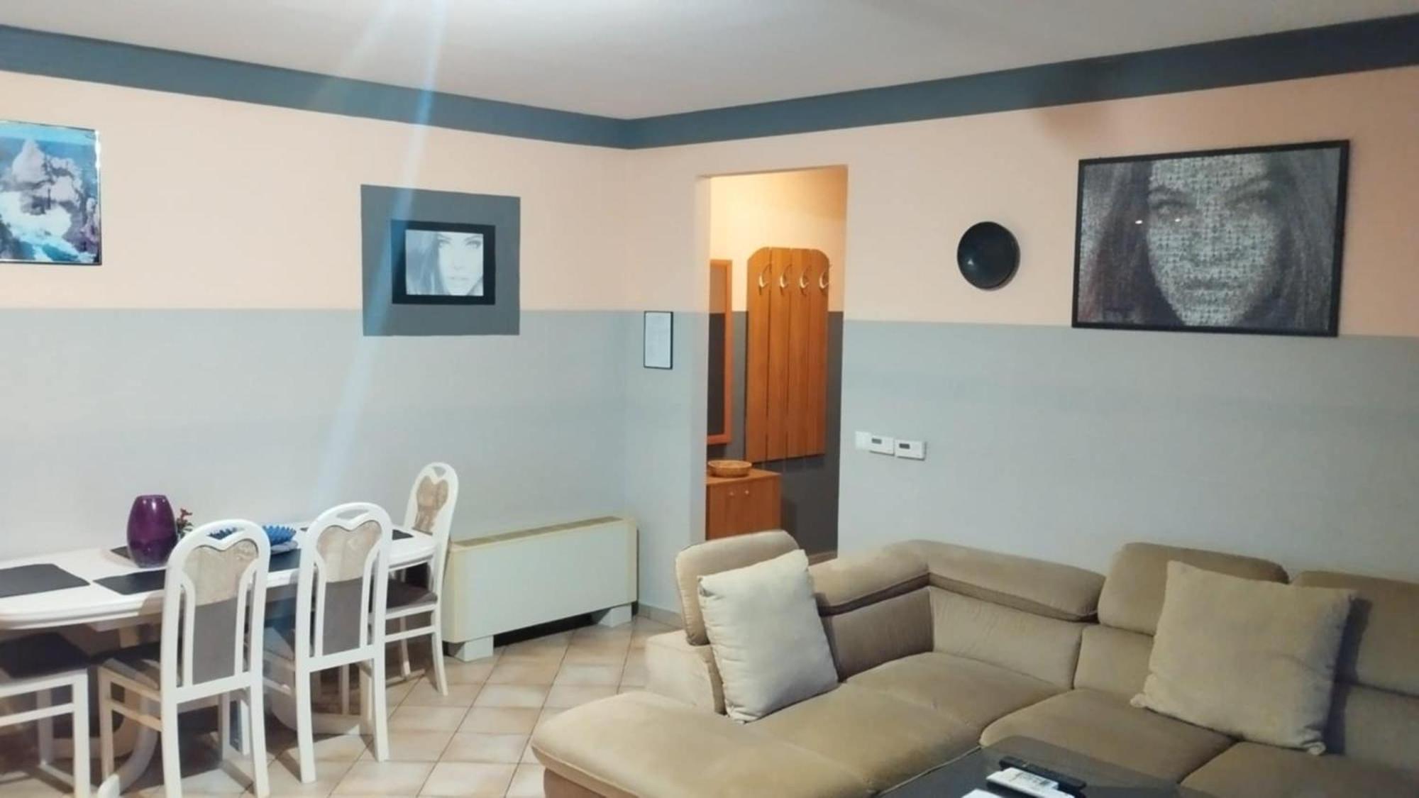 Tommy Apartman Hajduszoboszlo Luaran gambar