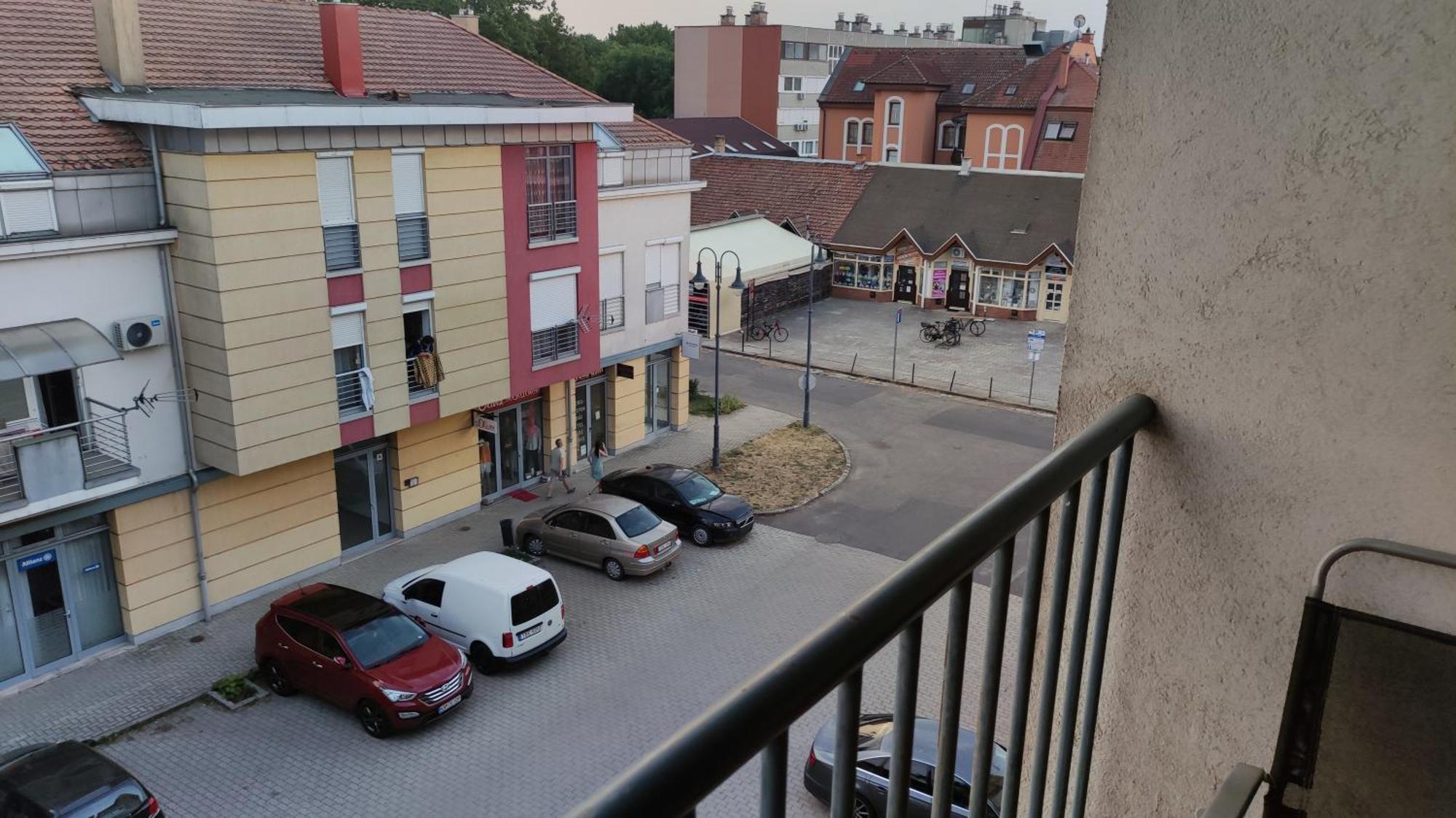 Tommy Apartman Hajduszoboszlo Luaran gambar