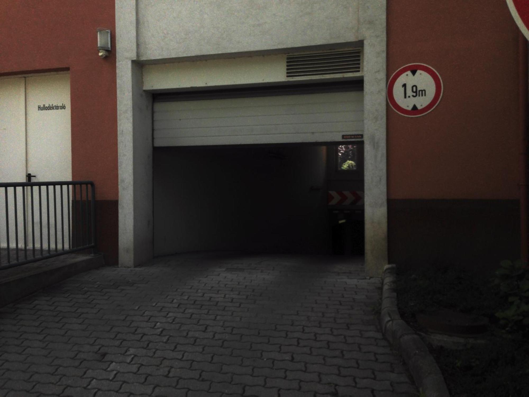 Tommy Apartman Hajduszoboszlo Luaran gambar
